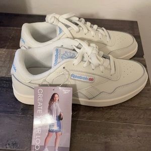 Brand new reebok Classic